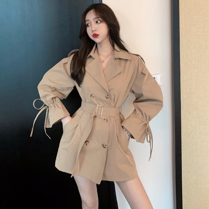 Long-sleeved trench coat women's short new Korean loose loose overalls coat waist